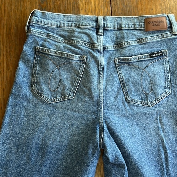 Vintage Calvin Klein Jeans Classic Five Pocket Size 12 Lighter Wash High Rise - Picture 6 of 16
